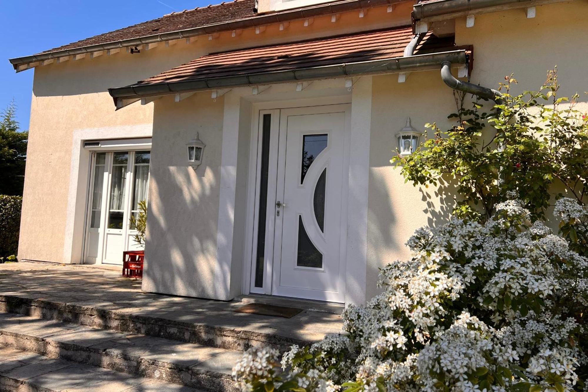 Les Sablons Villa La Houssaye-en-Brie Exterior photo